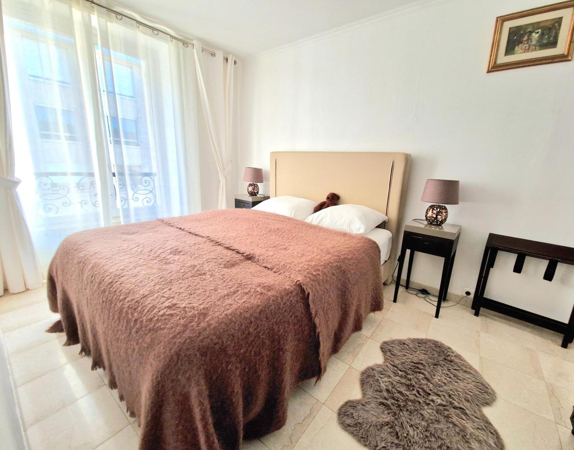 Apartment Arc De Triomphe- Tour Eiffel - Champs Elysees - 4 People *